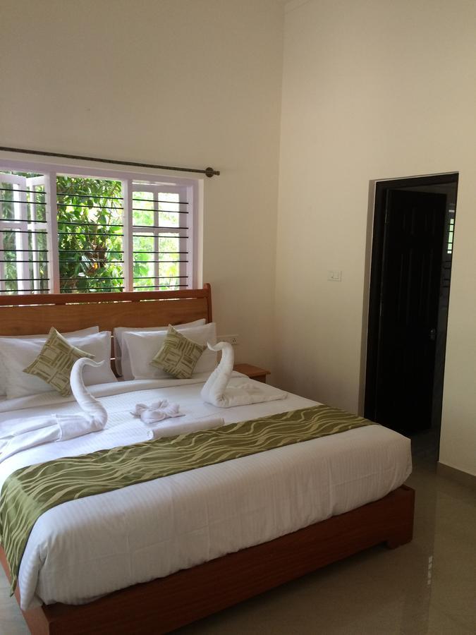 Leisure Vacations Whispering Woods Hotel Madikeri Eksteriør billede